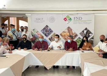 Participa Gattás en reunión de alcaldes electos con Financiera Nacional de Desarrollo