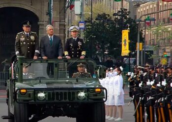 ¡Que viva la independencia de los pueblos del mundo!: López Obrador