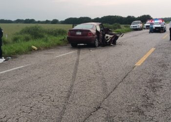 Muere mujer en choque de camioneta con auto carretera Aldama-E. Manuel