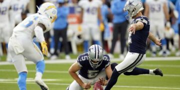 Vaqueros apagan a Cargadores con un gol de campo