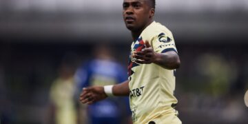 Operan a Renato Ibarra en contra de su voluntad