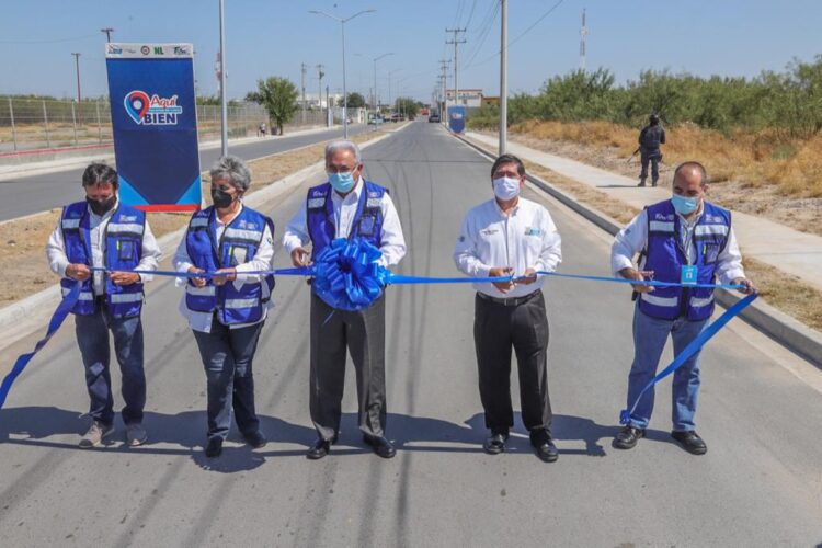 Entrega alcalde pavimentaciones en Rivera del Bravo y Los Encinos, Nuevo Laredo