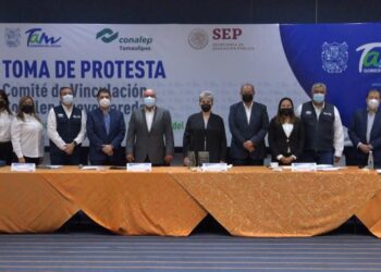 Reconoce CONALEP apoyo de alcalde de Nuevo Laredo