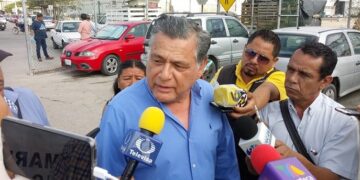 Protección Civil de Tampico al pendiente de taludes y canales pluviales