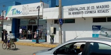 Adquiere personal de salud de Madero insumos para protegerse del COVID.