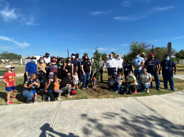 Consulado de EU participan en reforestación de Nuevo Laredo