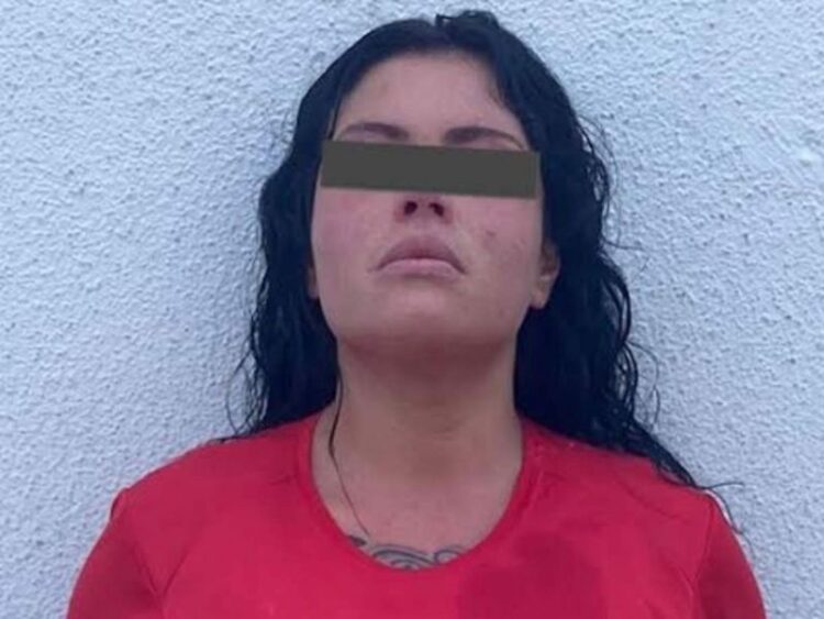 Cae mujer que vendía ‘brownies’ de mariguana en Metro de Monterrey