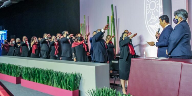 Rinde protesta Mario López como Presidente Municipal reelecto para periodo 2021-2024