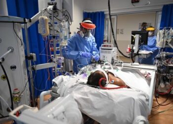 Nuevo León reporta 55 muertes más por covid y mil 28 contagios