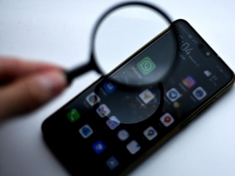 WhatsApp es multada en Europa por uso de datos personales