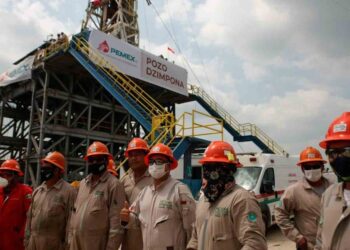 Pemex otorga aumento de 3.4% a salario de sindicalizados