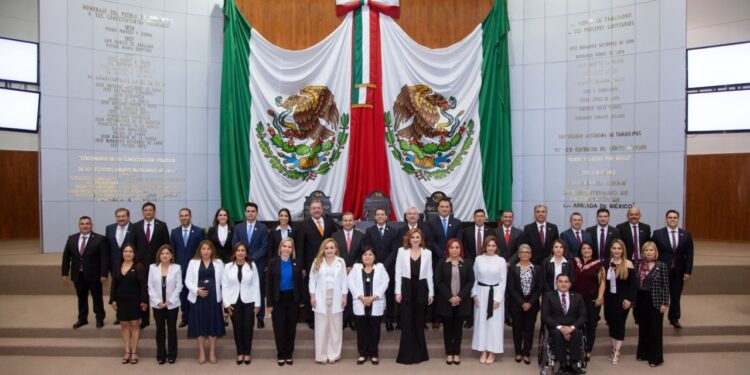 “Roba” PAN dos diputadas a PT-Morena; rinde protesta 65 Legislatura de Tamaulipas