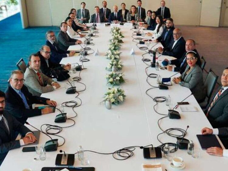 Segunda ronda de negociaciones de oposición y gobierno de Venezuela en México