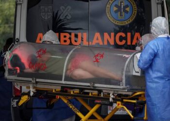 México supera las 263 mil muertes por covid; reportan 7 mil 504 contagios más