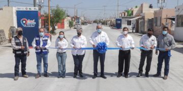 Entrega alcalde repavimentación en el sector Villas de San Miguel