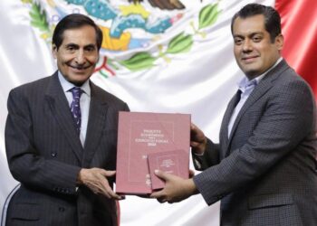 Hacienda entrega Paquete Económico 2022 a diputados; no prevé nuevos impuestos