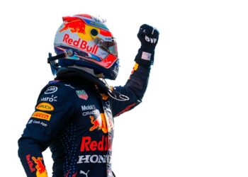 Verstappen impresionado del apoyo que recibe de su pais en las gradas