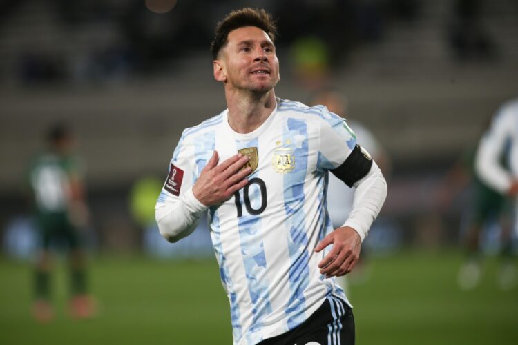 Con Hatrick de Messi Argentina geleó a Bolivia