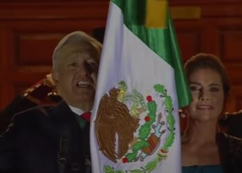 Asi fue el grito de independencia en el Zocalo