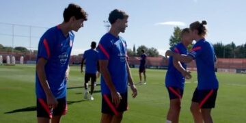 De vuelta en casa Griezmann ya entrena con el Atlético de Madrid.