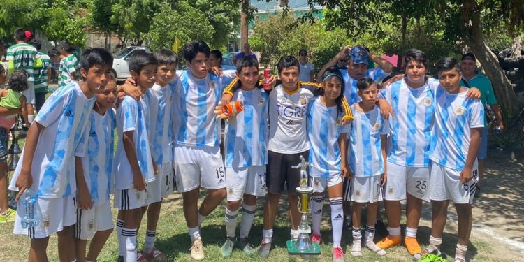 Tigres y Aldair campeones de Liga “Chane” de fútbol