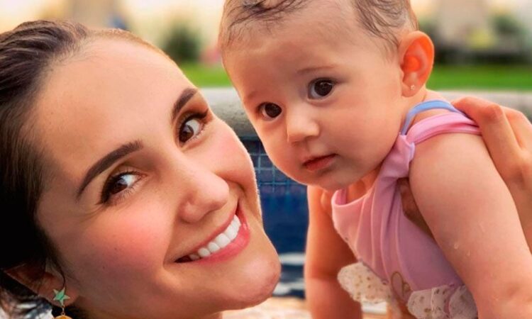 Dulce María comparte la imagen más especial de su hija María Paula y sus abuelos