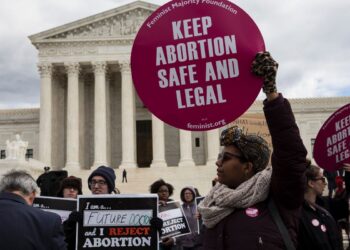 Demanda gobierno de EU a Texas por ley antiaborto