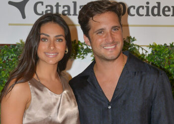 La romántica date en Capadocia de Diego Boneta y Renata Notni
