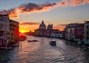Venecia cobrara entrada a turistas