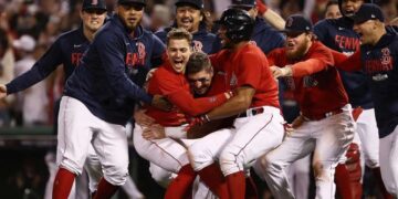 Medias Rojas se impone 6-5 a Rays en dramático juego y avanzan a Serie