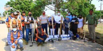 Cumple alcalde Gattás compromiso No.56 en Col. La Libertad de Victoria