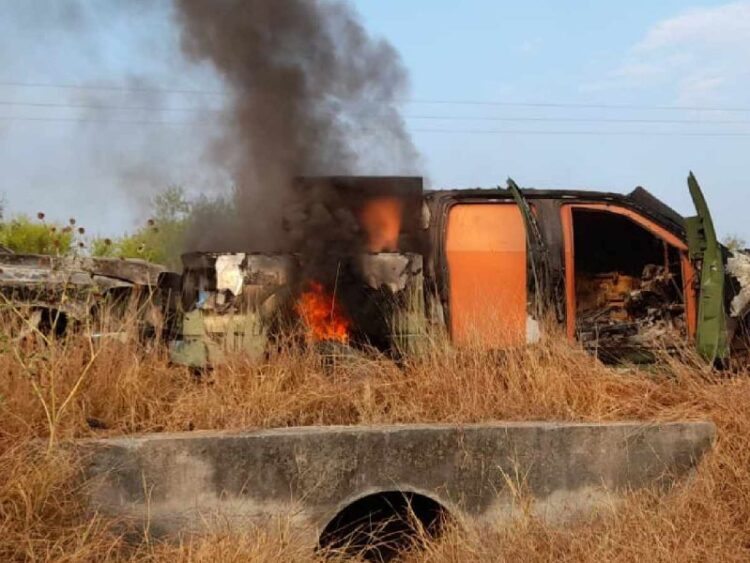 Guerra entre cárteles en Nuevo León deja dos muertos y seis vehículos calcinados