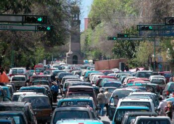 Dueños de autos ‘chocolate’ pagarán 2 mil 500 pesos para regularización