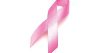 Conmemoran el Día Internacional de la Lucha contra el Cáncer de Mama