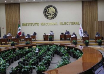 INE recibe casi 24 mil solicitudes para recabar firmas por revocación de mandato