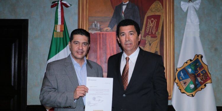 Entrega alcalde de Matamoros nombramientos a Secretarios y Directores del periodo 2021-2024