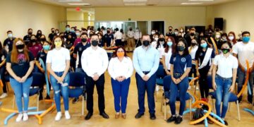 Rector electo de la UAT visita a universitarios de Reynosa y Río Bravo