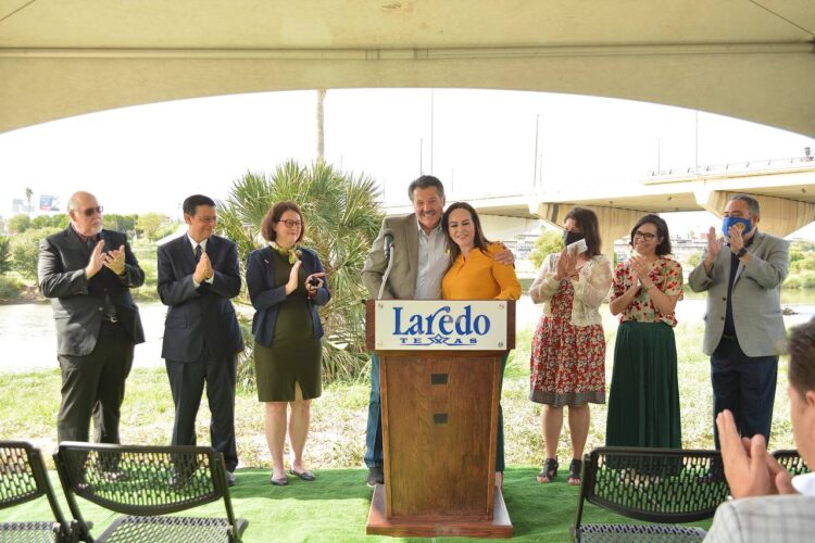 Celebran los dos Laredos “Día del Río”