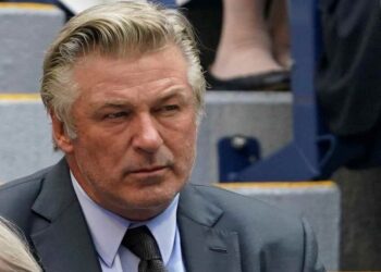 Esto es lo que se sabe del accidente en el que Alec Baldwin mató a directora de fotografía