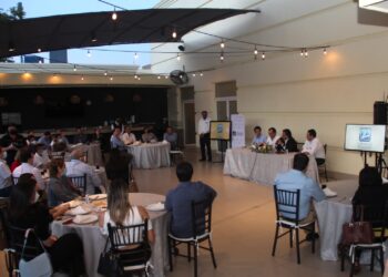 Acuerdan CANACO y Gobierno de Victoria sumar esfuerzos para reactivar la economía.