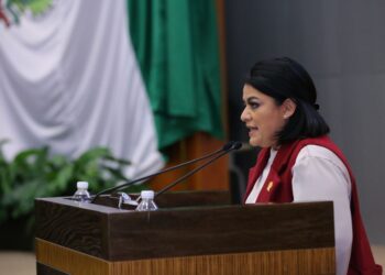 Exhortan a Nader informe sobre concesión de áreas públicas del Parque “Laguna del Carpintero”