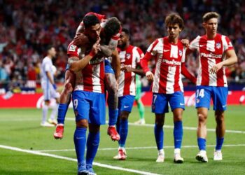 Atlético de Madrid derrota 2-0 al Barcelona