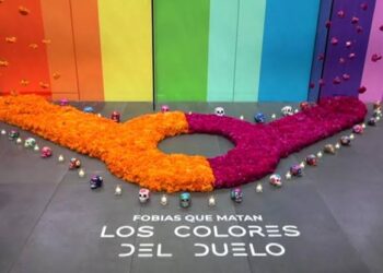 Altar dedicado a las víctimas de la comunidad LGBTQ