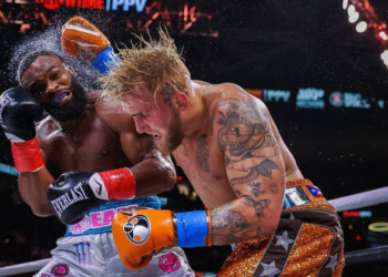 Jake Paul le atiza al Canelo Álvarez mientras da a conocer sus posibles rivales