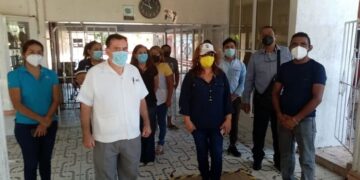 Maestros impiden ingreso de directora a secundaria de Madero.