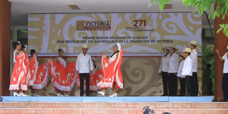 En sesión solemne Cabildo y pueblo de Victoria celebran 271 años de su fundación