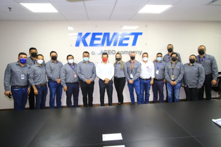 Acuerdan alcalde Gattás y maquiladoras trabajar juntos por Victoria