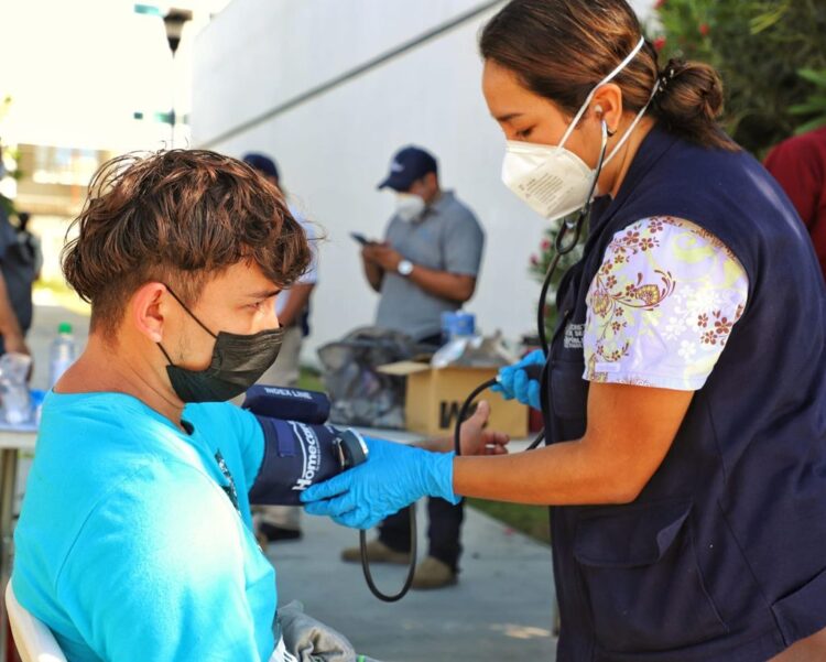 Activa Salud operativo de atención a migrantes rescatados