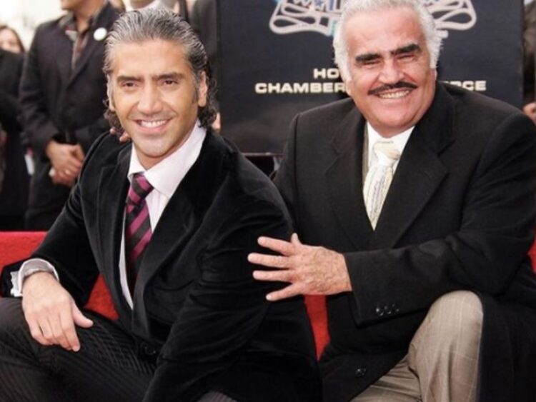 ‘Échale ganas, jefe, te amo’; el  mensaje de El Potrillo a “Chente” Fernández