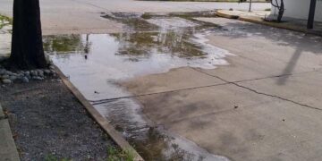 Piden a COMAPA desasolvar drenaje